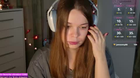 Snapshot of alinabae chatting on 10/28/25, 09:39 Alina and Ben online show from 10/28/25, 09:39