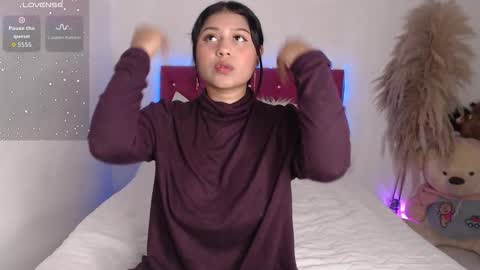 lili online show from 11/25/25, 03:39