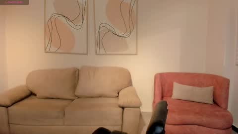 alinakravitz_ online show from 05/16/26, 06:07