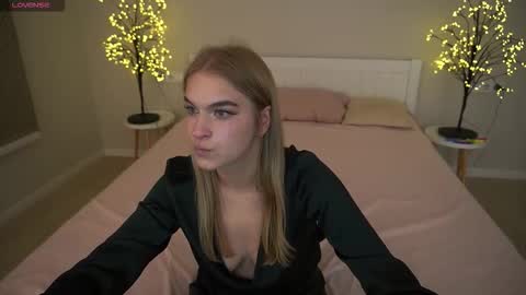 Alina online show from 11/16/25, 08:25