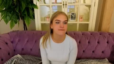 Alina online show from 03/22/26, 06:44