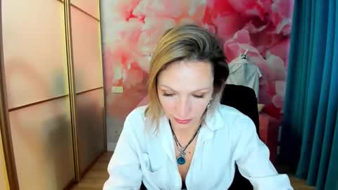 AlinaMoor online show from 01/17/26, 06:51