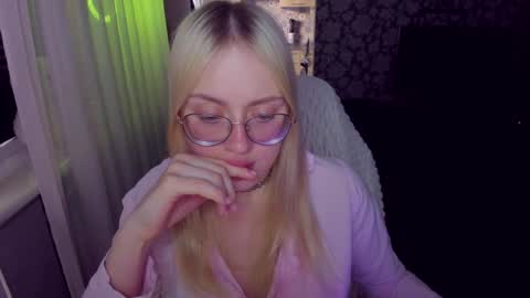alinaocean online show from 05/24/26, 04:01