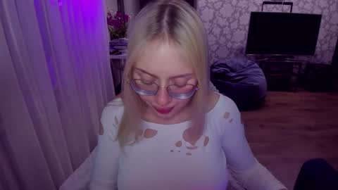 alinaocean online show from 05/25/26, 08:26