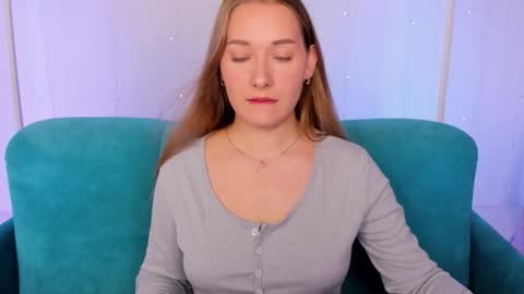 alinawise online show from 09/22/25, 01:07