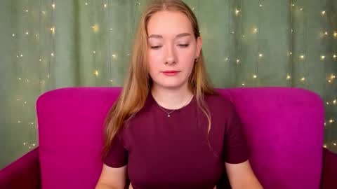 alinawise online show from 10/10/25, 01:15