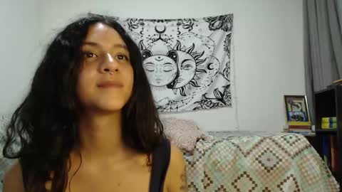 Snapshot of alinawoolf_ chatting on 02/02/25, 09:51  Ali  online show from 02/02/25, 09:51