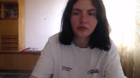 Snapshot of alinaxjames chatting on 05/25/26, 02:34 AlinaxJames online show from 05/25/26, 02:34