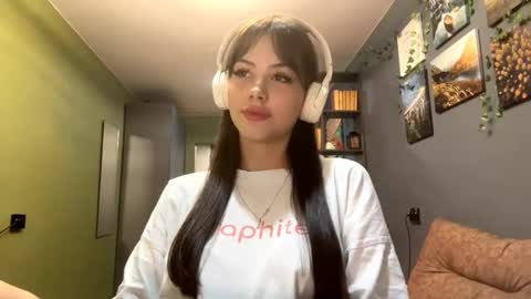 Snapshot of alinedifede chatting on 10/01/25, 11:05 Alice online show from 10/01/25, 11:05