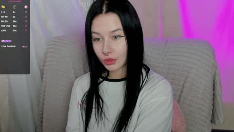 Aline Greeeen online show from 01/19/25, 10:17