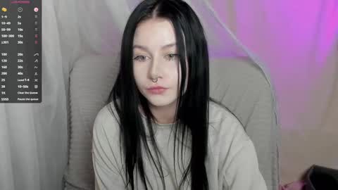 Aline Greeeen online show from 02/19/25, 12:22