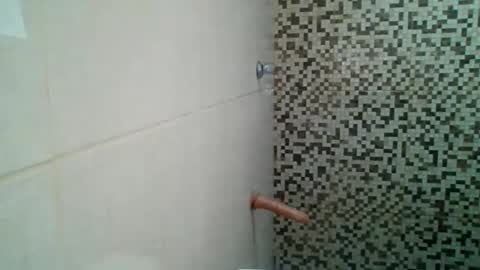 Snapshot of alinemariax chatting on 10/07/25, 07:11 Aline online show from 10/07/25, 07:11