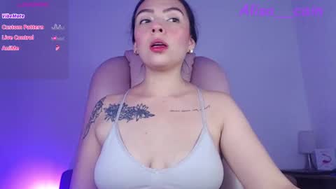 Alejandra online show from 10/18/25, 06:16