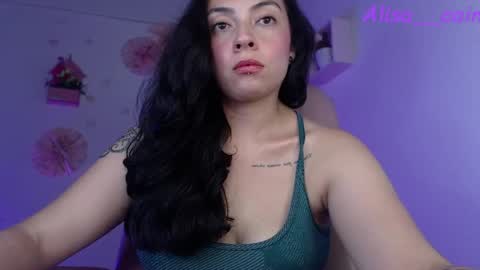 Snapshot of alisa__cain chatting on 05/29/26, 08:34 Alejandra online show from 05/29/26, 08:34
