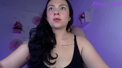Snapshot of alisa__cain chatting on 06/03/26, 08:28 Alejandra online show from 06/03/26, 08:28