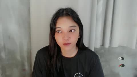 Snapshot of alisa_kiss_ chatting on 12/08/24, 07:00 Shanti xhey online show from 12/08/24, 07:00