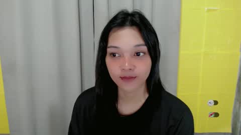 Snapshot of alisa_kiss_ chatting on 12/23/24, 05:32 Shanti xhey online show from 12/23/24, 05:32