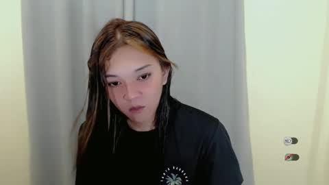 Snapshot of alisa_kiss_ chatting on 01/25/25, 05:51 Shanti xhey online show from 01/25/25, 05:51
