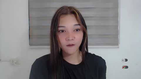 Snapshot of alisa_kiss_ chatting on 01/29/25, 01:27 Shanti xhey online show from 01/29/25, 01:27