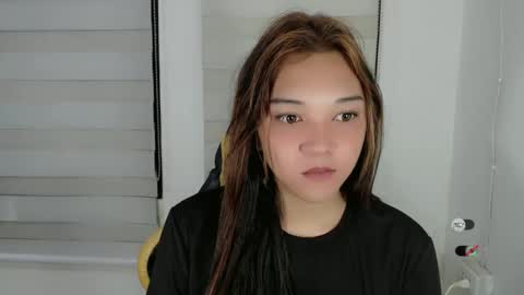 Snapshot of alisa_kiss_ chatting on 02/05/25, 06:13 Shanti xhey online show from 02/05/25, 06:13