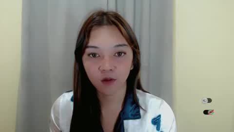 Snapshot of alisa_kiss_ chatting on 02/10/25, 05:14 Shanti xhey online show from 02/10/25, 05:14