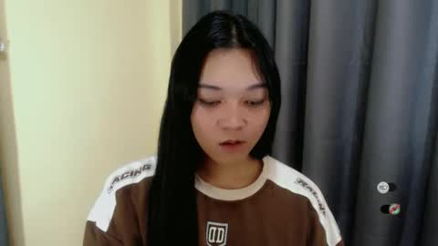 Snapshot of alisa_kiss_ chatting on 03/02/25, 03:27 Shanti xhey online show from 03/02/25, 03:27
