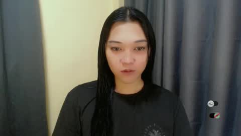 Snapshot of alisa_kiss_ chatting on 03/04/25, 11:40 Shanti xhey online show from 03/04/25, 11:40