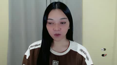 Snapshot of alisa_kiss_ chatting on 03/12/25, 06:40 Shanti xhey online show from 03/12/25, 06:40