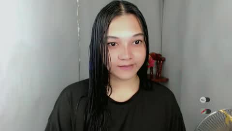 Snapshot of alisa_kiss_ chatting on 09/17/25, 03:57 Shanti xhey online show from 09/17/25, 03:57