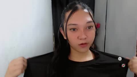 Snapshot of alisa_kiss_ chatting on 09/27/25, 12:54 Shanti xhey online show from 09/27/25, 12:54