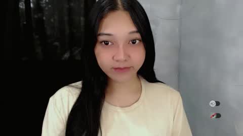 Shanti xhey online show from 11/10/25, 07:51