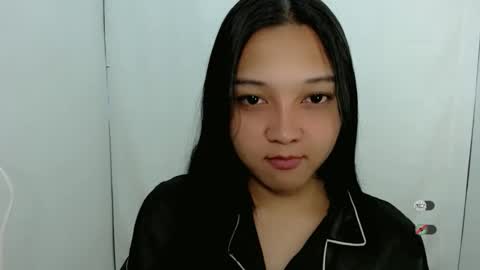 Shanti xhey online show from 04/02/26, 09:34