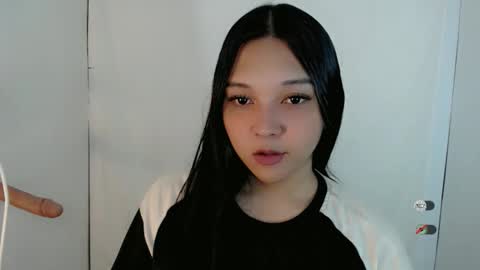 Shanti xhey online show from 04/07/26, 07:42