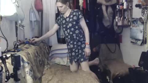 Alisa  Marta liska  online show from 11/18/25, 08:46