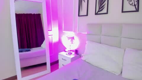     online show from 02/03/25, 10:00