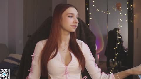 Alice                                   Fansly Alisa01 online show from 01/05/25, 03:22