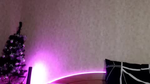 alisaadoll online show from 01/11/26, 01:05