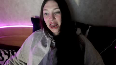 Snapshot of alisaadoll chatting on 05/05/26, 01:41 alisaadoll online show from 05/05/26, 01:41