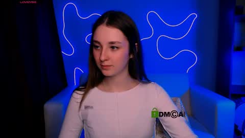 Alisa online show from 04/17/26, 08:01