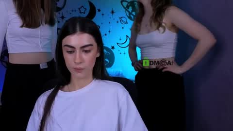 Alisa online show from 04/19/26, 09:19