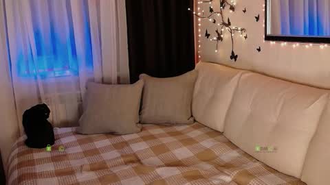 Alice online show from 02/28/26, 02:01