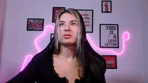 Snapshot of alisarossy chatting on 06/01/26, 01:46 Alisa online show from 06/01/26, 01:46
