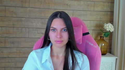 AlisaVersailles online show from 10/05/25, 04:05