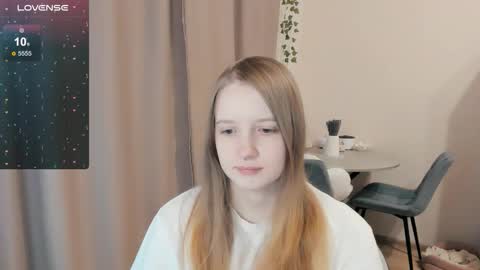 Alya online show from 11/11/25, 02:06