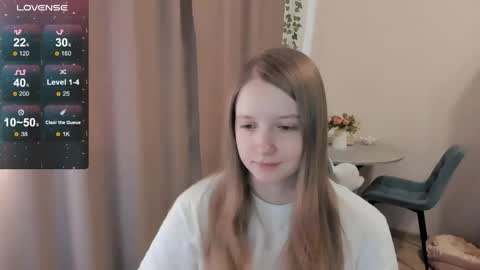 Snapshot of alisha_ley chatting on 04/23/26, 06:14 Alya online show from 04/23/26, 06:14