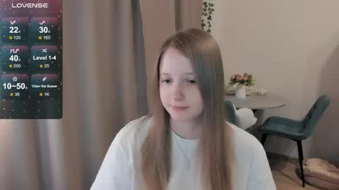 Snapshot of alisha_ley chatting on 04/23/26, 01:57 Alya online show from 04/23/26, 01:57