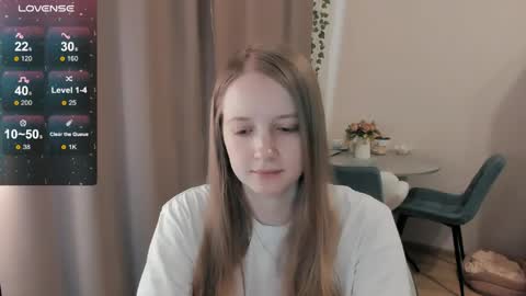 Snapshot of alisha_ley chatting on 06/08/26, 10:26 Alya online show from 06/08/26, 10:26