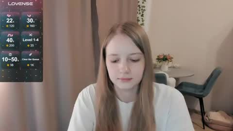Snapshot of alisha_ley chatting on 06/24/26, 03:11 Alya online show from 06/24/26, 03:11