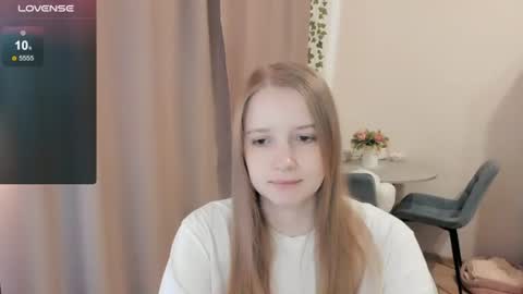 Snapshot of alisha_ley chatting on 06/26/26, 11:36 Alya online show from 06/26/26, 11:36