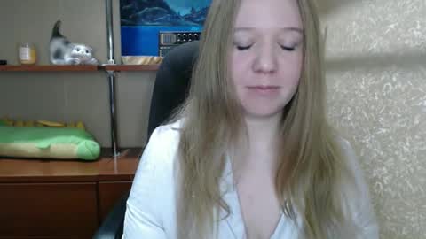 alisha_xi online show from 01/13/26, 08:36